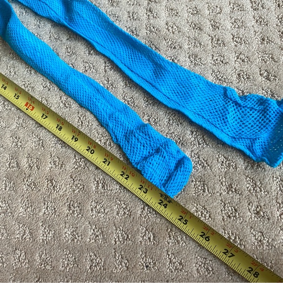 Tights, Teal Gothic Fishnet - Picture 4 of 5